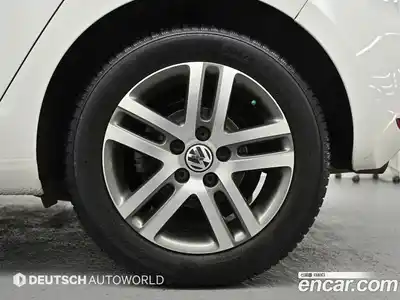 Volkswagen Golf 2010 2.0 гидро в Москве № 2061153, миниатюра 5
