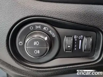 Jeep Renegade 2017 2.0 гидро в Москве № 2061815, миниатюра 7