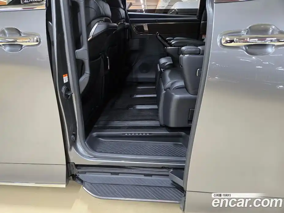 Toyota Alphard 2025 2.5 гидро в Москве № 2061907, фото 13