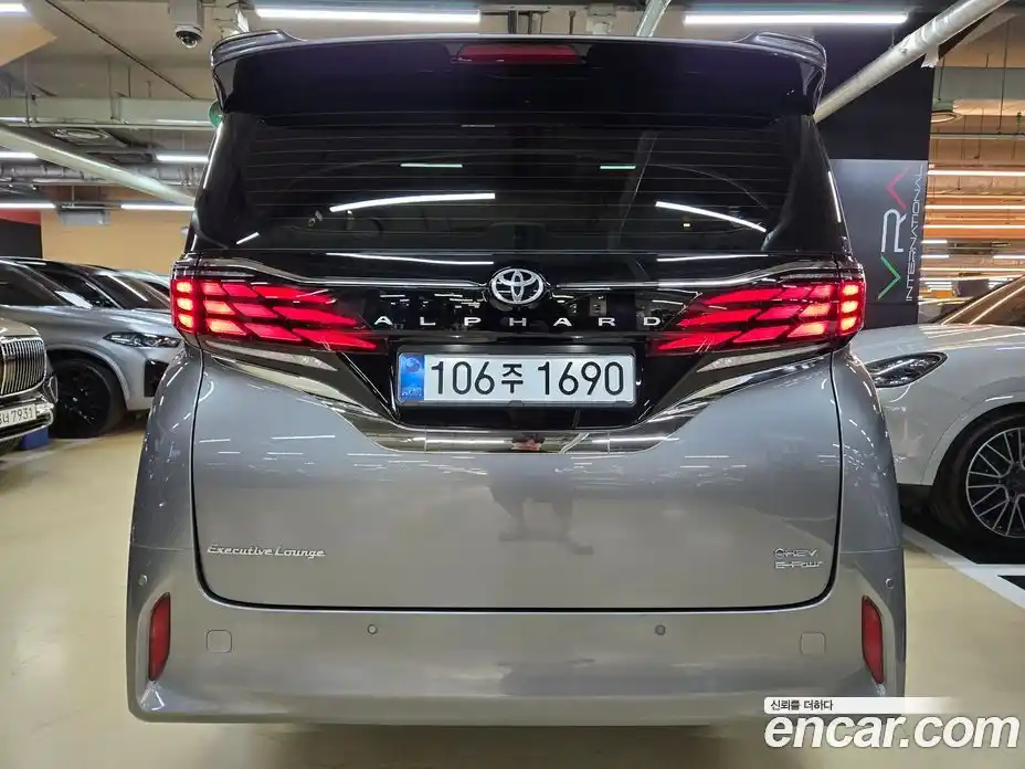 Toyota Alphard 2025 2.5 гидро в Москве № 2061907, фото 16