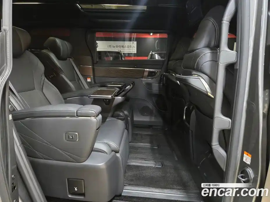 Toyota Alphard 2025 2.5 гидро в Москве № 2061907, фото 8