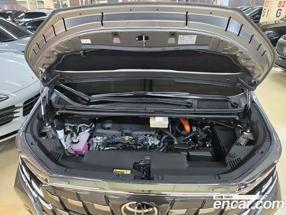 Toyota Alphard 2025 2.5 гидро в Москве № 2061907, фото 9