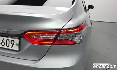 Toyota Camry 2018 2.5 гидро в Москве № 2062018, миниатюра 8