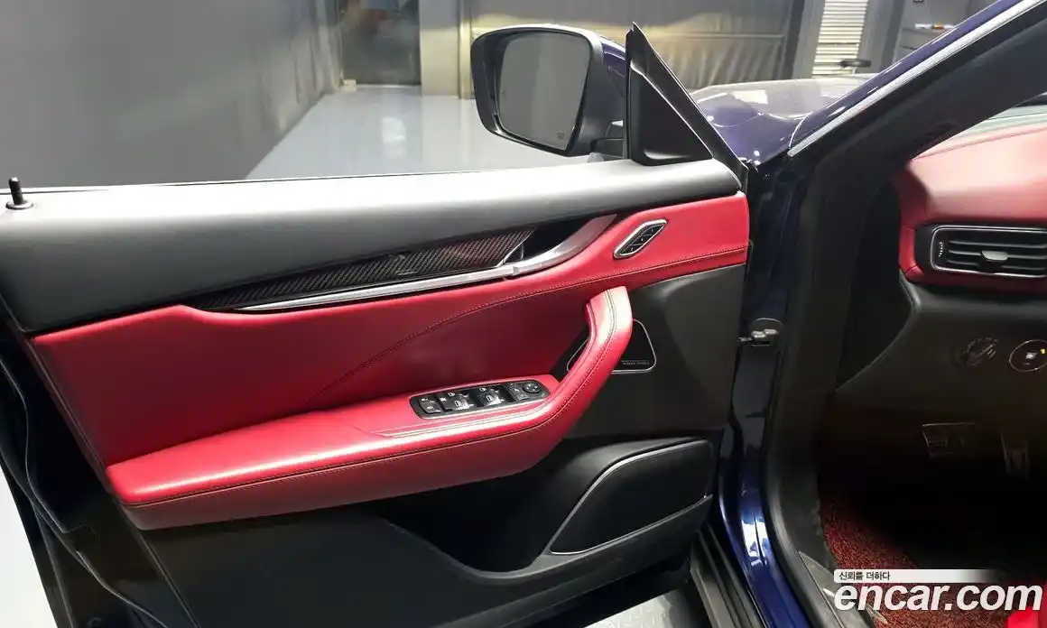 Maserati Levante 2018 3.0 гидро, фото 14