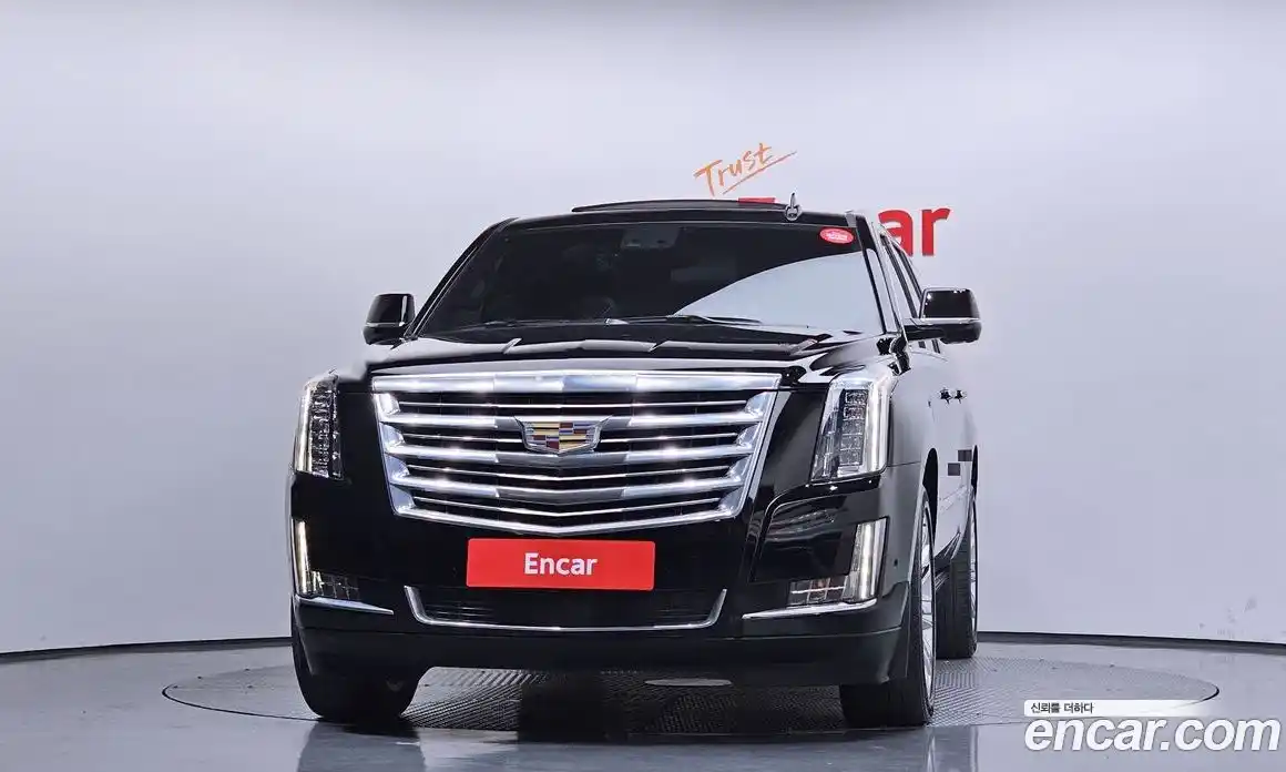 Cadillac Escalade 2020 6.2 гидро в Москве № 2065679, фото 3
