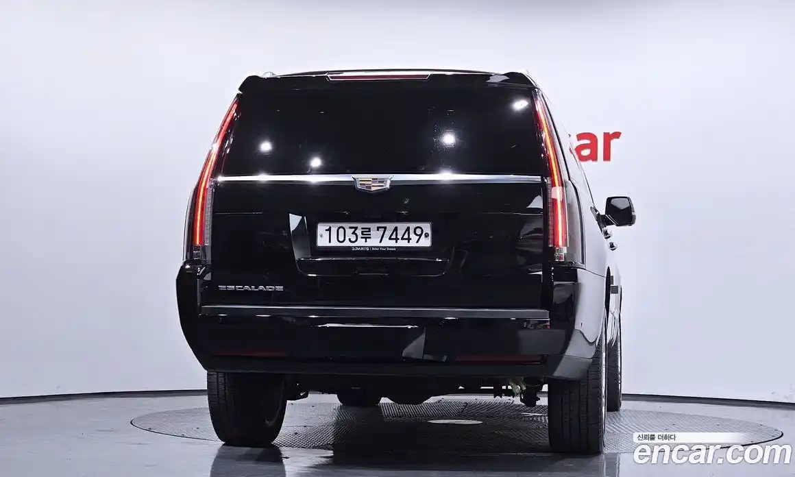 Cadillac Escalade 2020 6.2 гидро в Москве № 2065679, фото 4