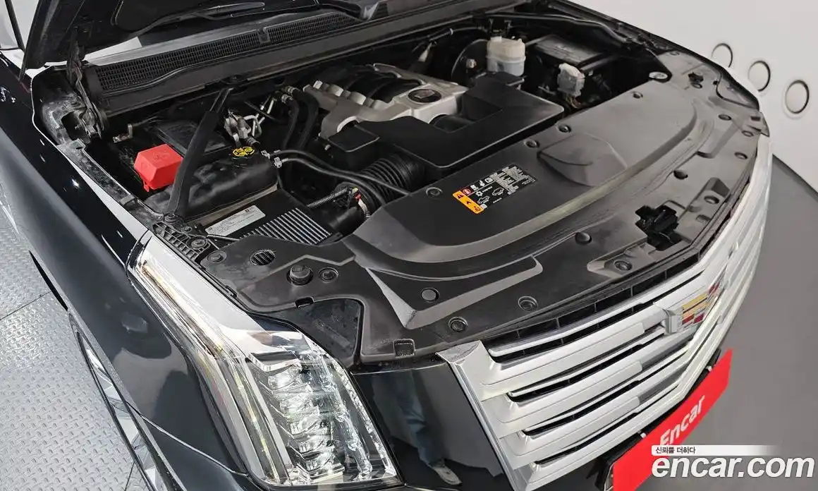 Cadillac Escalade 2020 6.2 гидро в Москве № 2065679, фото 6