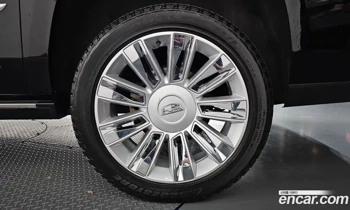 Cadillac Escalade 2020 6.2 гидро в Москве № 2065679, фото 7