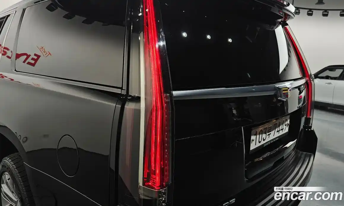 Cadillac Escalade 2020 6.2 гидро в Москве № 2065679, фото 9