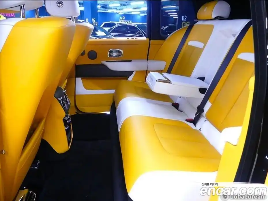Rolls-Royce Cullinan 2023 6.7 гидро в Москве № 2065903, фото 16