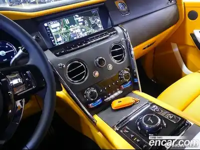 Rolls-Royce Cullinan 2023 6.7 гидро в Москве № 2065903, миниатюра 9
