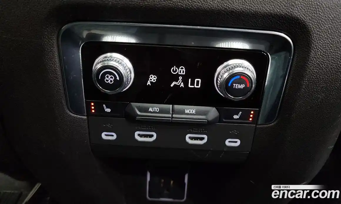 GMC Yukon 2021 6.2 автомат (гидро), фото 31