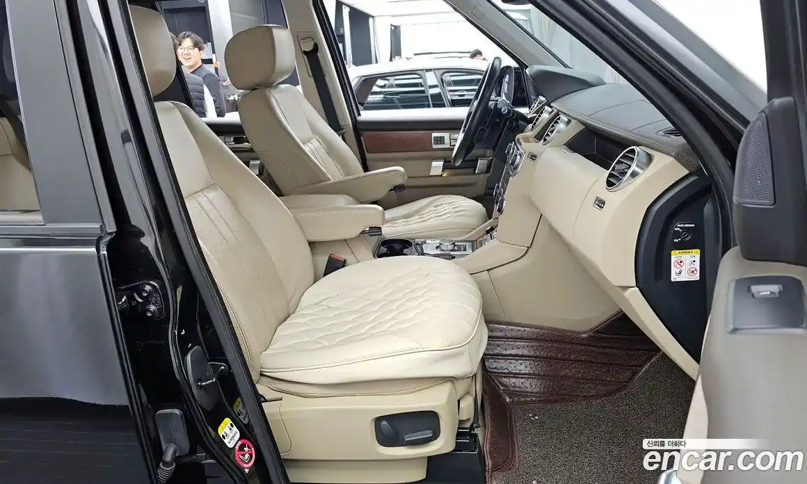 Land Rover Discovery 2016 3.0 гидро в Москве № 213774, фото 11