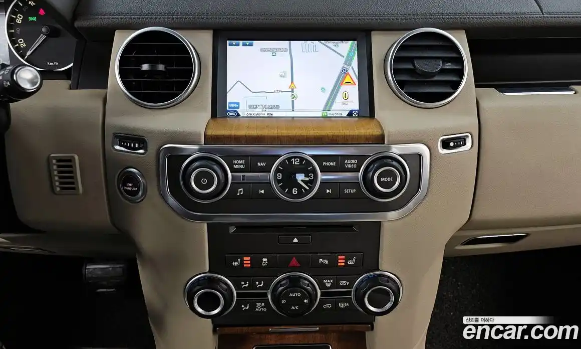Land Rover Discovery 2016 3.0 гидро в Москве № 213774, фото 14