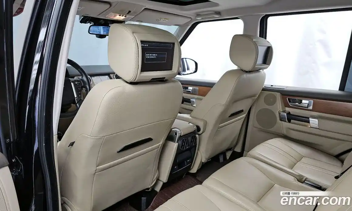 Land Rover Discovery 2016 3.0 гидро в Москве № 213774, фото 18