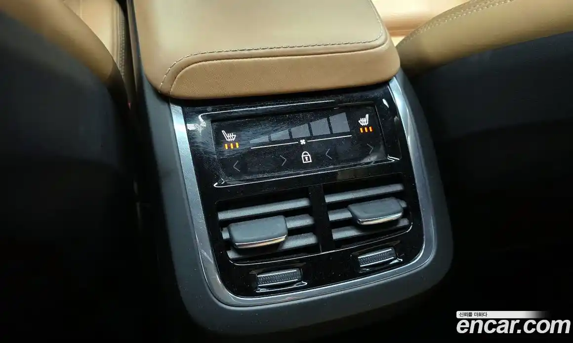 Volvo XC60 2019 2.0 гидро в Москве № 230579, фото 16