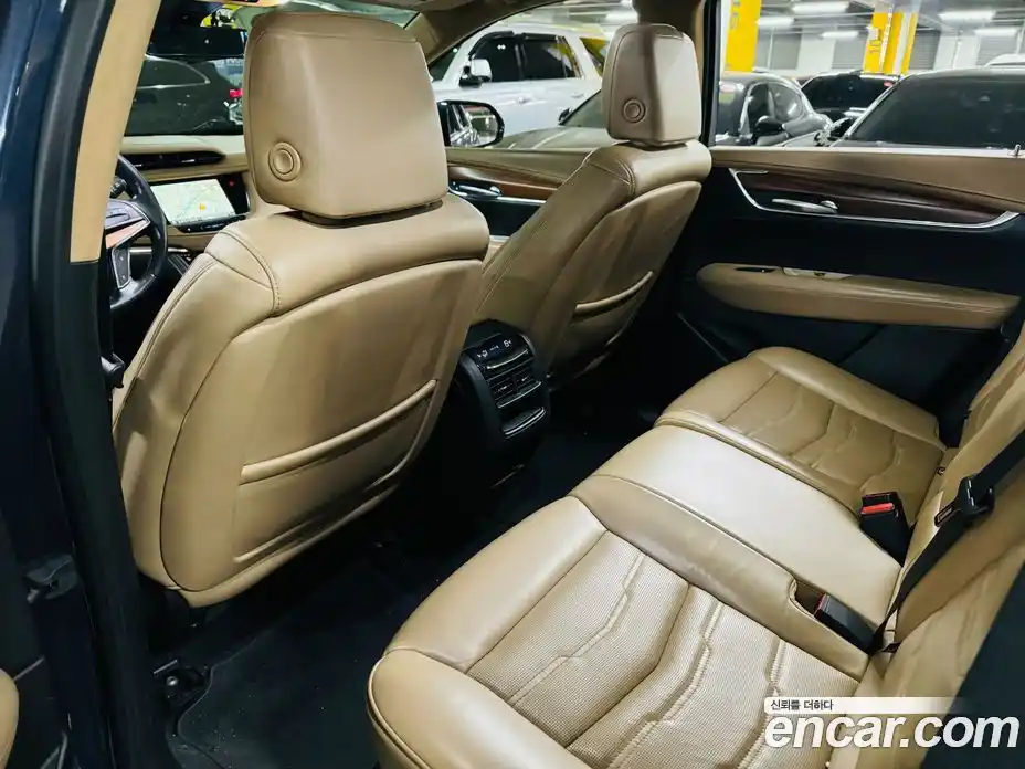 Cadillac XT5 2019 3.6 гидро в Москве № 256561, фото 12