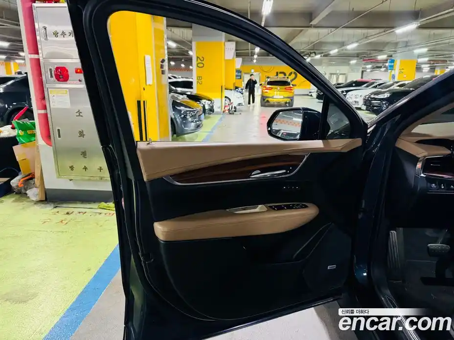Cadillac XT5 2019 3.6 гидро в Москве № 256561, фото 13