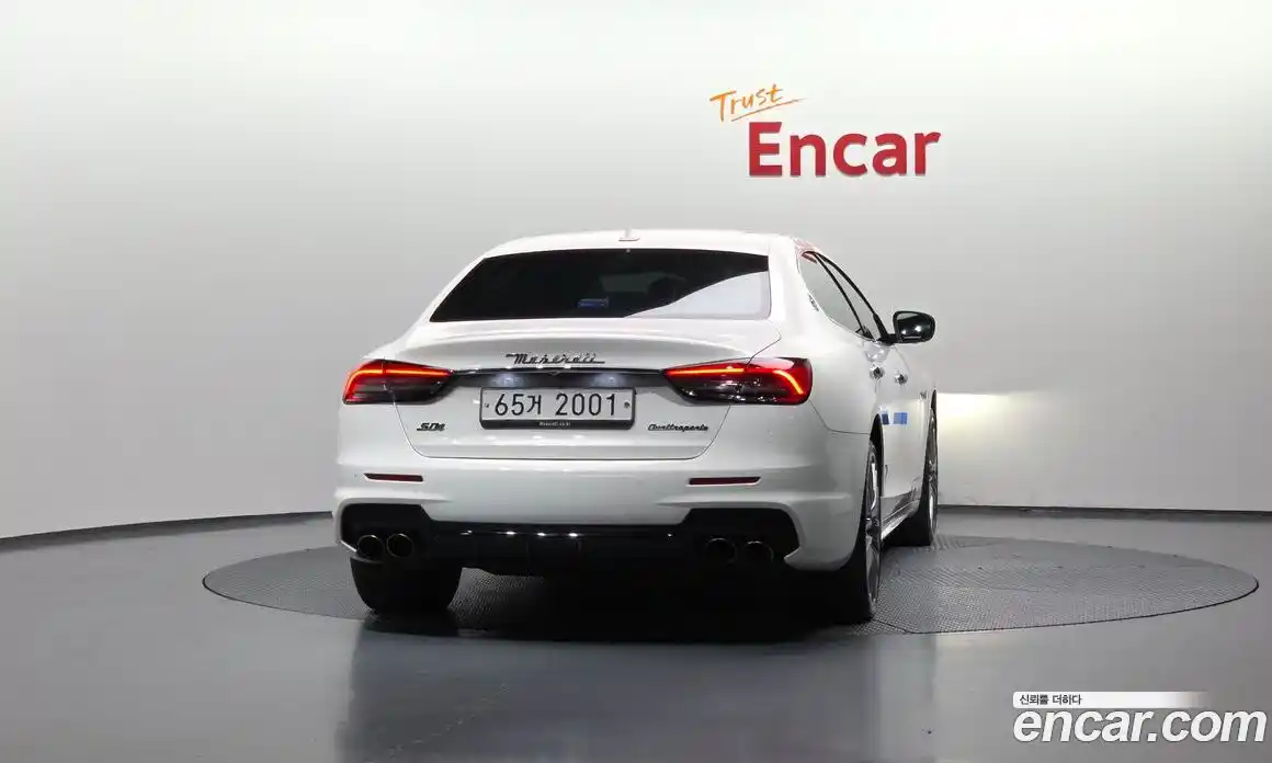 Maserati Quattroporte 2018 3.0 гидро, фото 4
