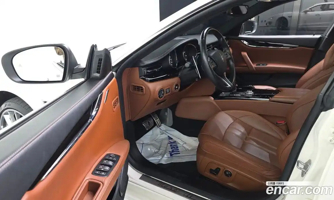 Maserati Quattroporte 2018 3.0 гидро, фото 10