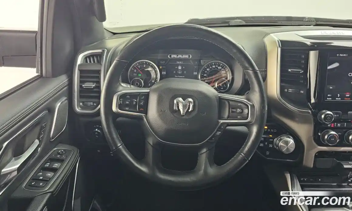 Dodge Ram Pick Up 2019 5.7 гидро в Москве № 384407, фото 13