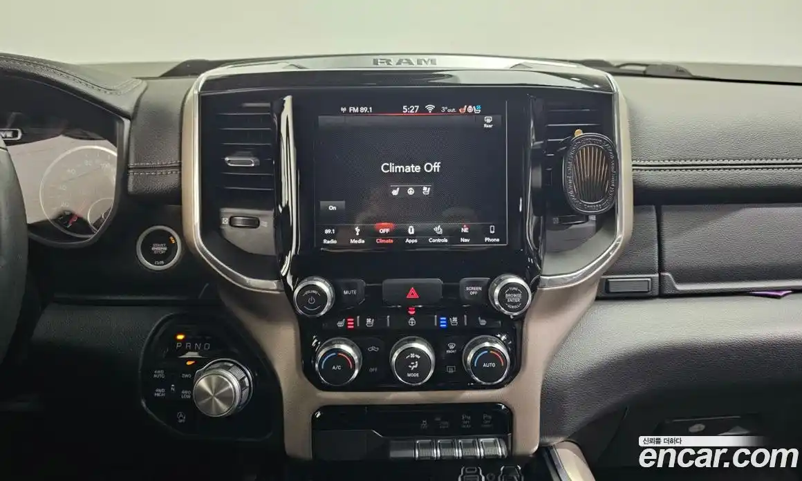 Dodge Ram Pick Up 2019 5.7 гидро в Москве № 384407, фото 14