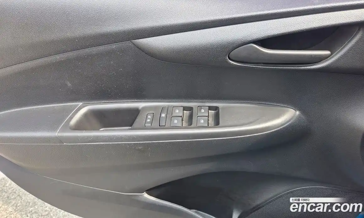 Chevrolet Spark 2018 1.0 гидро в Москве, фото 16