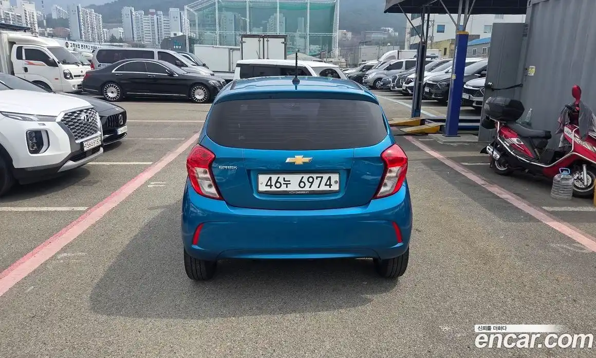 Chevrolet Spark 2018 1.0 гидро в Москве, фото 5
