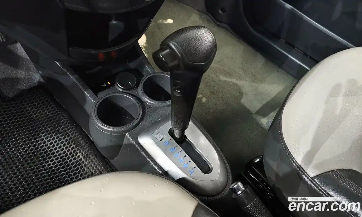 Chevrolet Spark 2011 1.0 гидро в Москве № 85008, фото 9