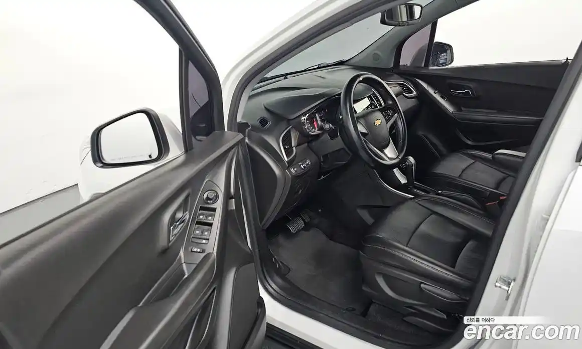 Chevrolet Trax 2019 1.4 гидро в Москве № 86663, фото 10
