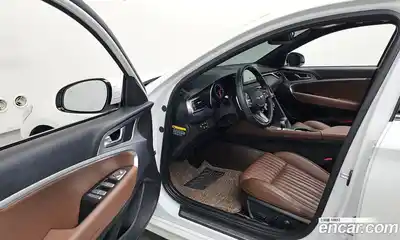 Genesis G70 2020 2.0 гидро в Москве № 1173438, миниатюра 9