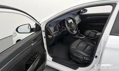 Hyundai Avante 2017 1.6 гидро в Москве № 130081, миниатюра 10