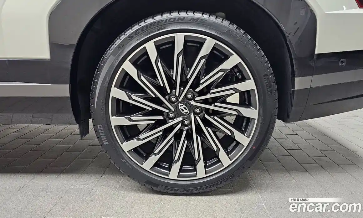 Hyundai Santa Fe 2023 2.5 гидро в Москве № 130690, фото 5