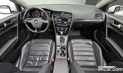 Volkswagen Golf 2014 1.4 гидро в Москве № 155867, миниатюра 7