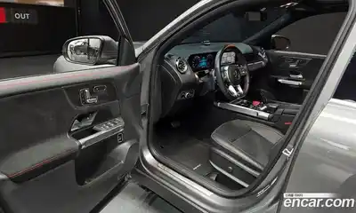 Mercedes-Benz GLB-Class 2022 2.0 гидро в Москве № 160365, миниатюра 10