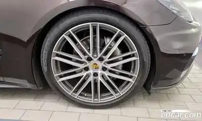 Porsche Panamera 2018 3.0 гидро в Москве № 165615, миниатюра 5