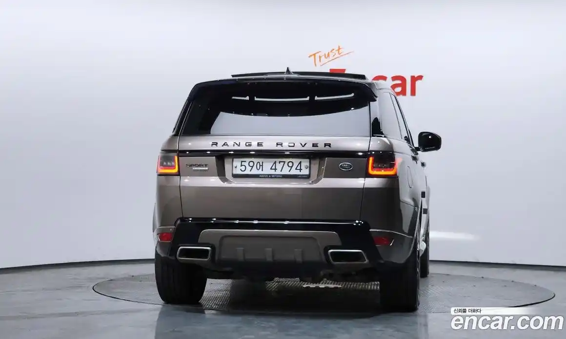 Land Rover Range-Rover Sport 2018 3.0 гидро в Москве № 166650, фото 4