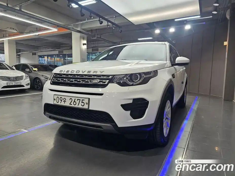 Land Rover Discovery Sport 2017 2.0 гидро в Москве № 166834, фото 3