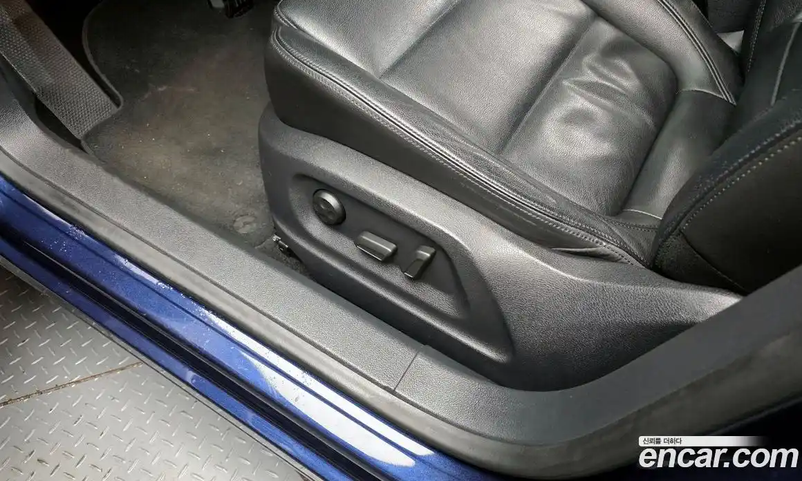 Volkswagen Tiguan 2015 2.0 гидро в Москве № 169022, фото 18