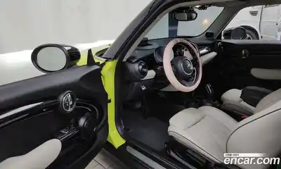 Mini Cooper 2023 2.0 гидро в Москве № 176137, миниатюра 10