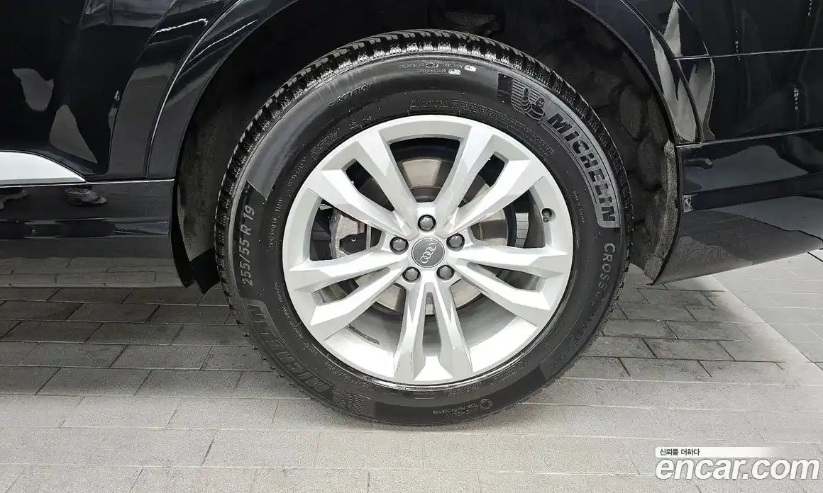 Audi Q7 2019 2.0 гидро в Москве № 179137, фото 5