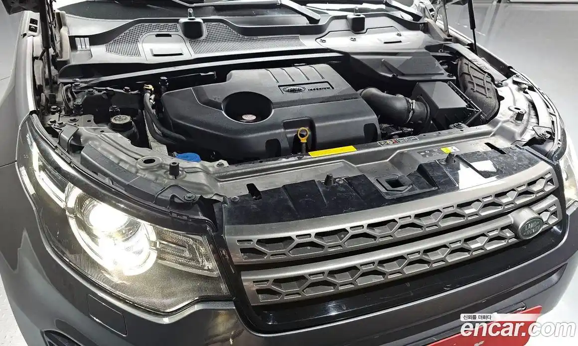 Land Rover Discovery Sport 2015 2.0 гидро в Москве № 189225, фото 6