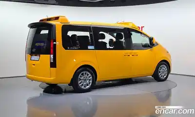 Hyundai Staria 2024 3.5 гидро в Москве № 1903433, миниатюра 2