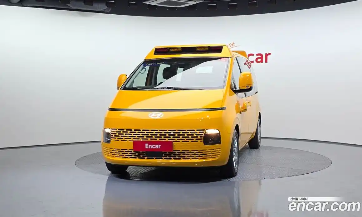 Hyundai Staria 2024 3.5 гидро в Москве № 1903433, фото 3