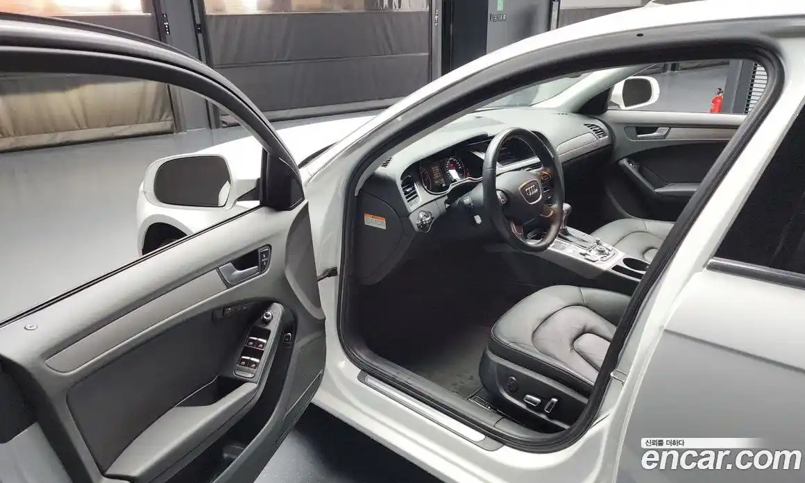 Audi A4 2013 2.0 гидро в Москве № 204183, фото 10