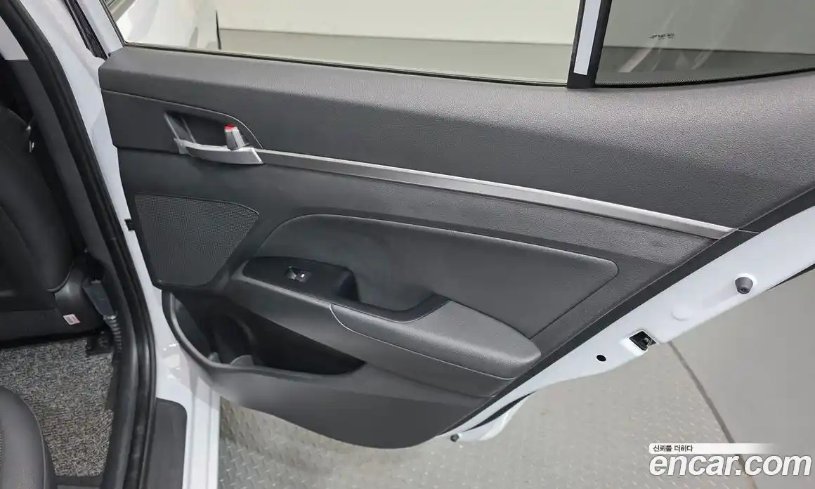 Hyundai Avante 2019 1.6 гидро в Москве № 2049879, фото 15