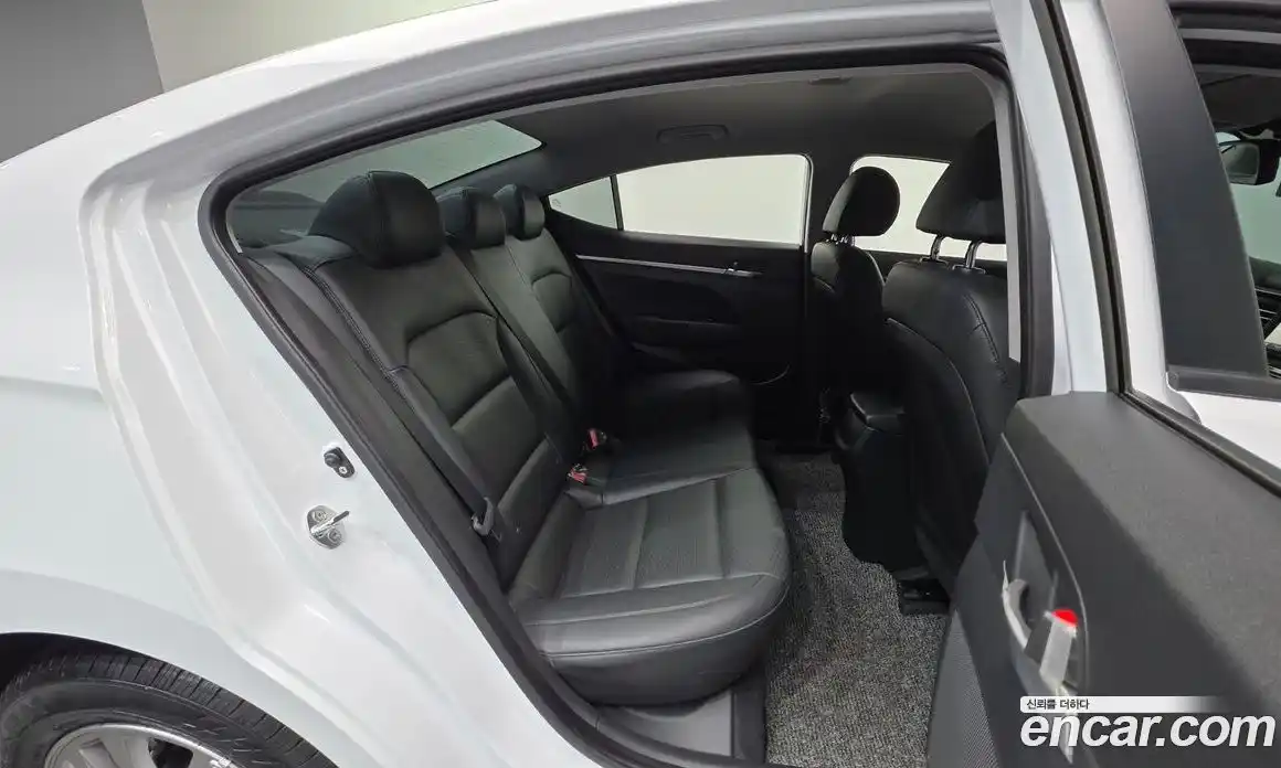 Hyundai Avante 2019 1.6 гидро в Москве № 2049879, фото 25