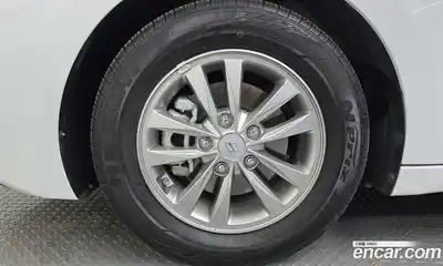 Hyundai Avante 2019 1.6 гидро в Москве № 2049879, миниатюра 5