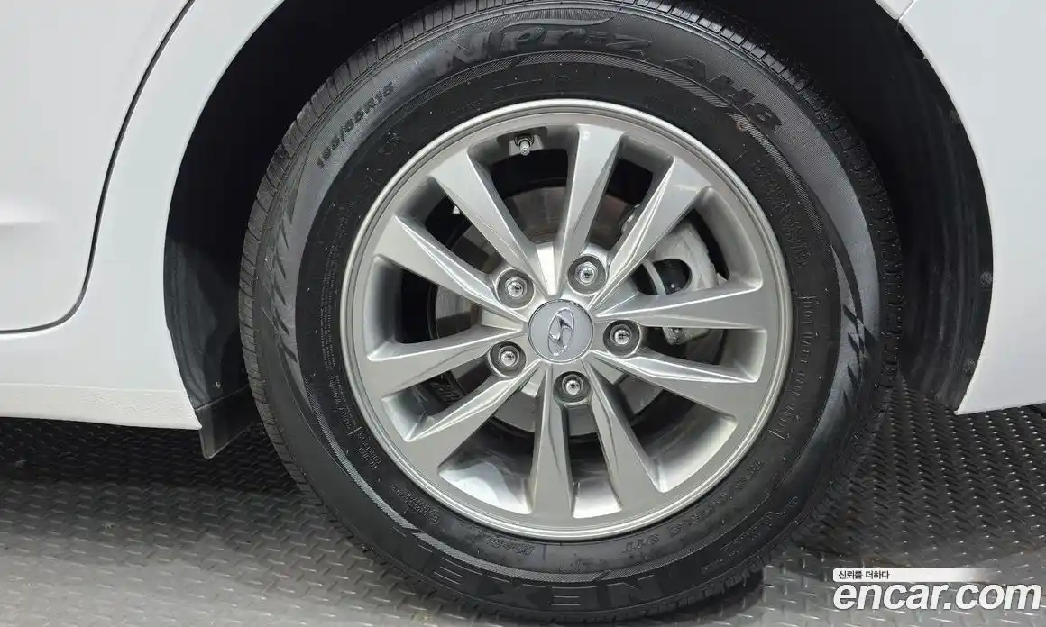 Hyundai Avante 2019 1.6 гидро в Москве № 2049879, фото 7