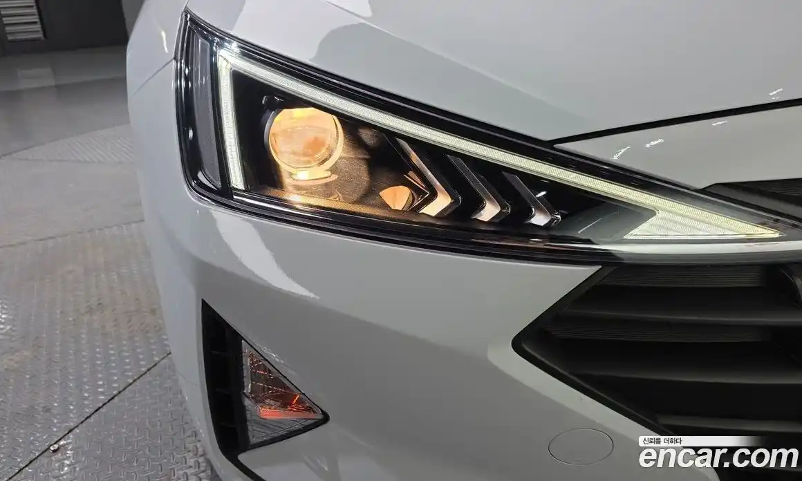 Hyundai Avante 2019 1.6 гидро в Москве № 2049879, фото 8